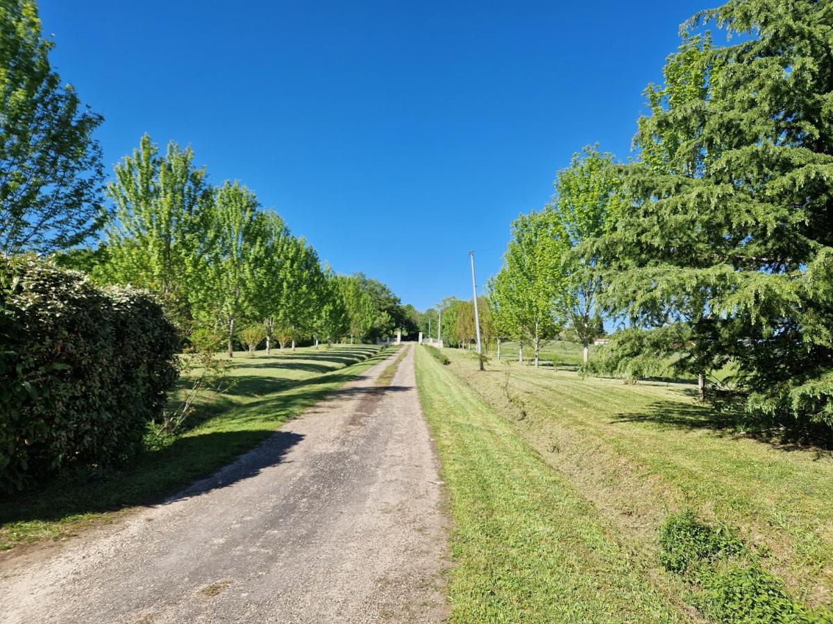 Maison Cassin47 Lavergne  Экстерьер фото